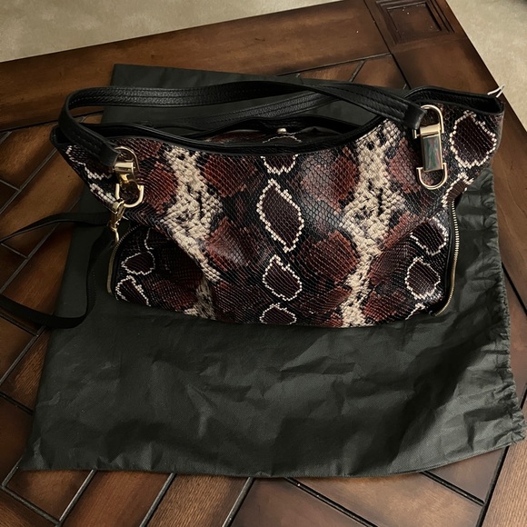👜 Vince Camuto Snake Embossed Leather Tote - Emely - Picture 5 of 11